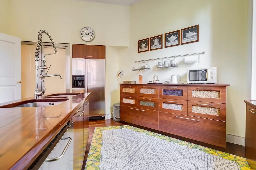 Casa vacanze Holiday House Belle Arti Roma Italia